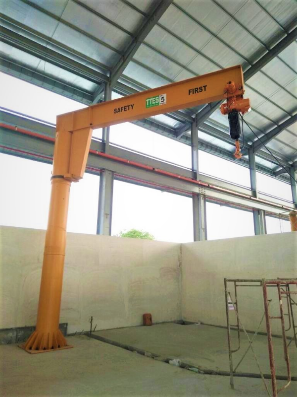 Pillar slewing jib crane